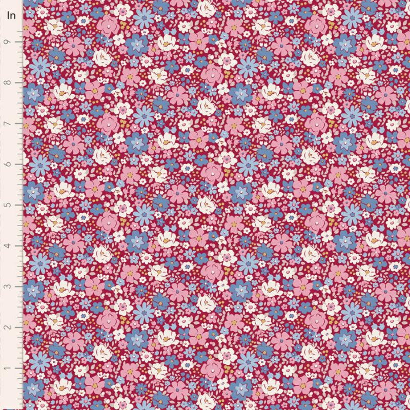 Tilda Village Life Esther Burgundy, Tessuto Bordeaux con piccoli fiori colorati Tilda Fabrics - 1
