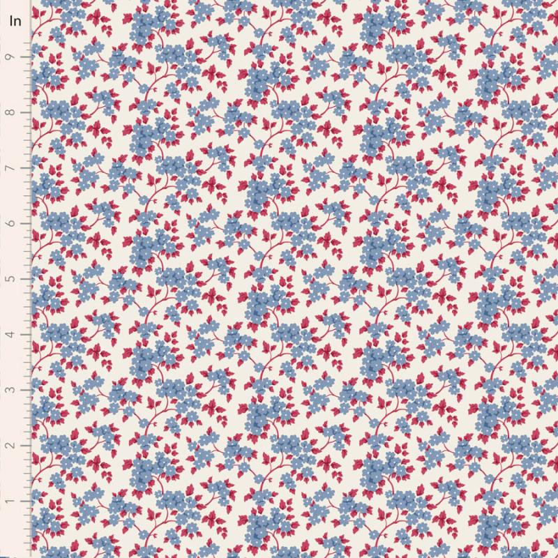 Tilda Village Life Ruth Blue, Tessuto Panna con piccoli rami di fiori Blu Tilda Fabrics - 1